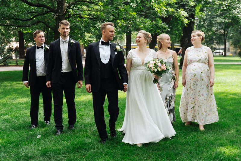 hääkuvaus vanha kirkkopuisto Ruttopuisto